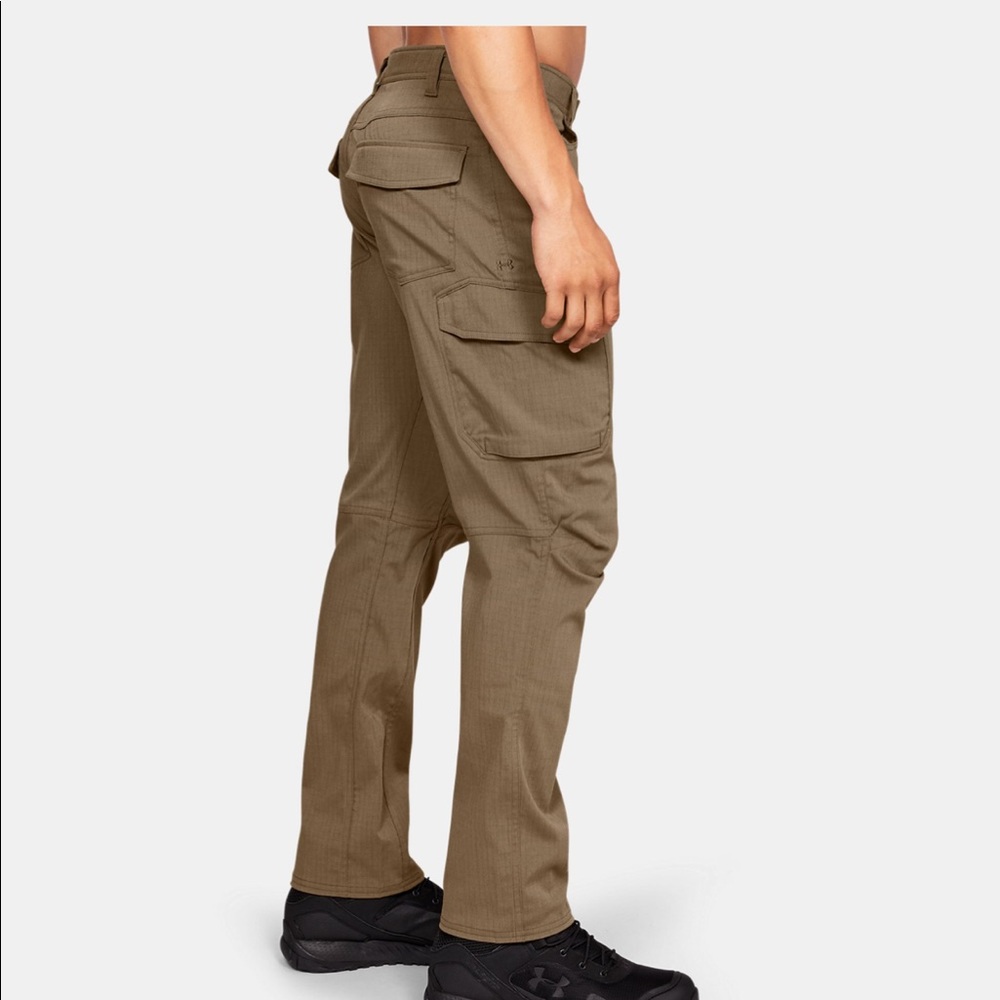 Men’s Under Armour Pants - Picture 8 of 8
